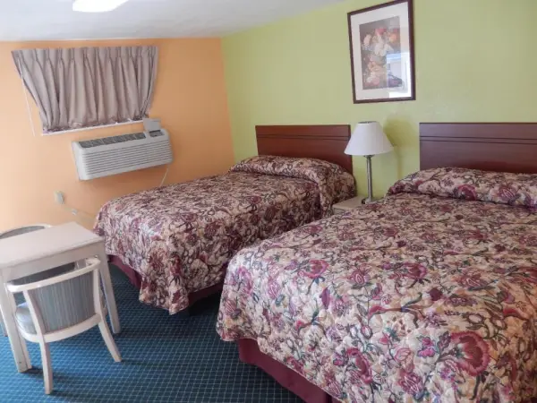 Townsman Motel 5
